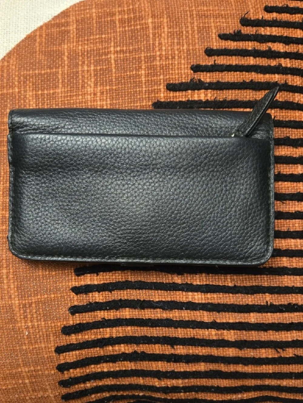 Vera Bradley Black Pebbled Leather RFID Phone Case Wallet 7'x4